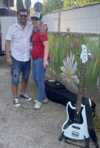 Drummer Nancho mit Laura